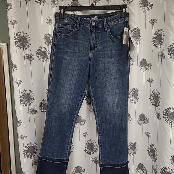 Max Studio Women's Ankle Jeans Size 10 Blue Dark Wash Cuffed Hem - Picture 1 of 5
